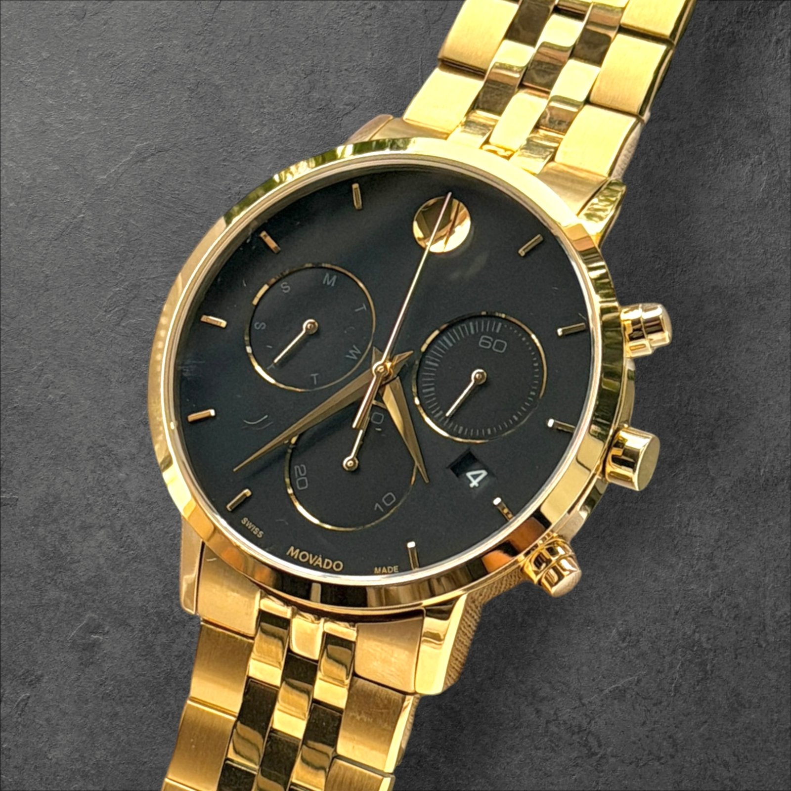 Movado Museum Classic Chronograph – Gold / Black (Чисто нов, пълен комплект) Мъжки часовник